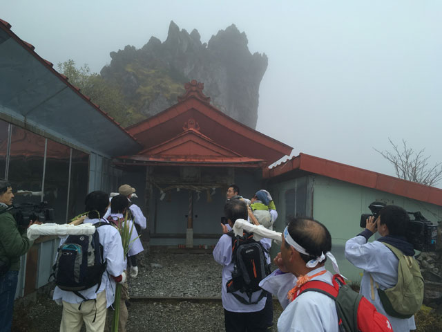 徳島・宝蔵石神社（神麻しめ縄奉納神事）大剱神社